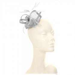 Chapeau mariage Bibi carré sisal et plumes gris