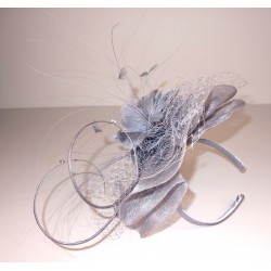 Chapeau mariage Bibi de ceremonie strass fleurs plumes gris