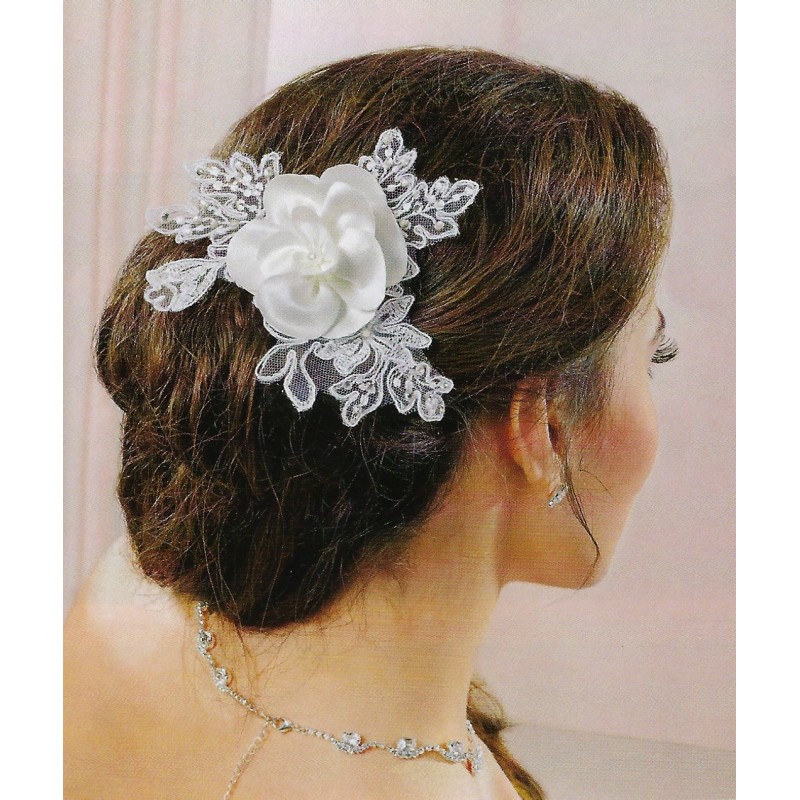 Accessoire coiffure mariage fleur dentelle