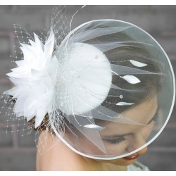 Petit chapeau mariée tulle fleur plumes