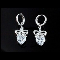 Boucles d oreilles mariee noeud et coeur cristal