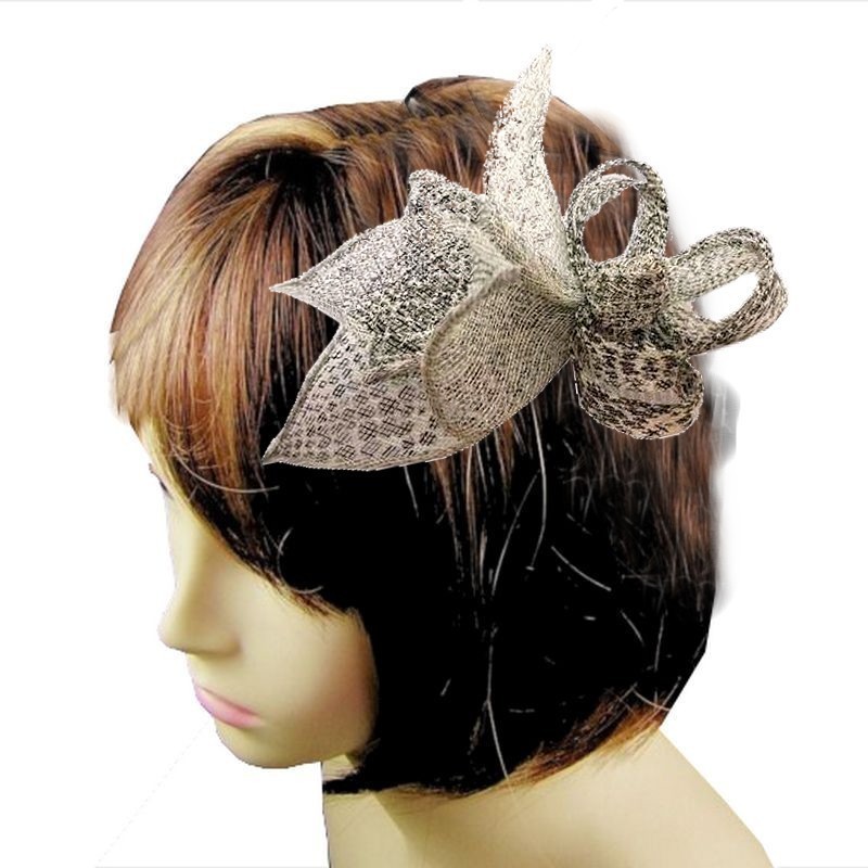 Chapeau mariage Accessoire coiffure serpent bicolore noir blanc Chapeau mariage Accessoire coiffure serpent bicolore noir blanc