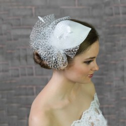 Accessoire de coiffure pour la mariée