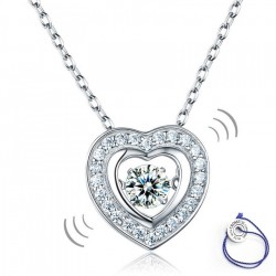 Collier cristal pendentif coeur pierre dansante