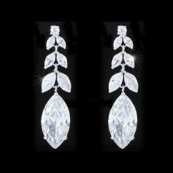 Boucles d'oreilles grappes cristal