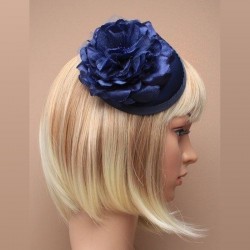 Bibi chapeau de mariage bleu marine